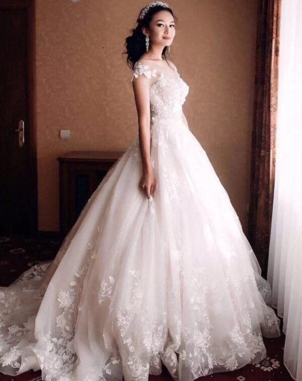 Wedding Dress AVRORA - Image 9