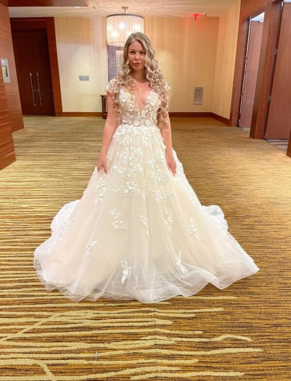 Wedding Dress KAPRIZ