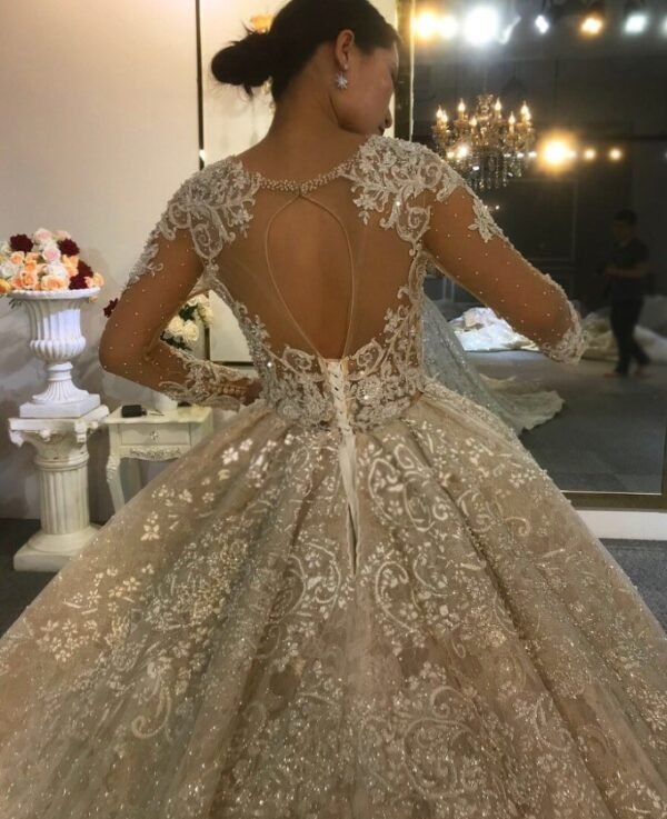LUXURY Wedding Dress SULTAN Dubai - Image 4