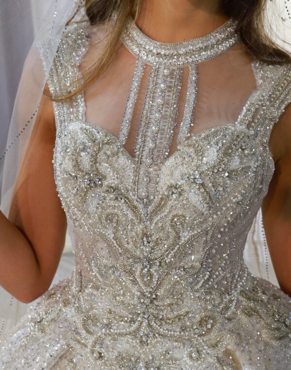 LUXURY Wedding Dress AMANDA Dubai - Image 3